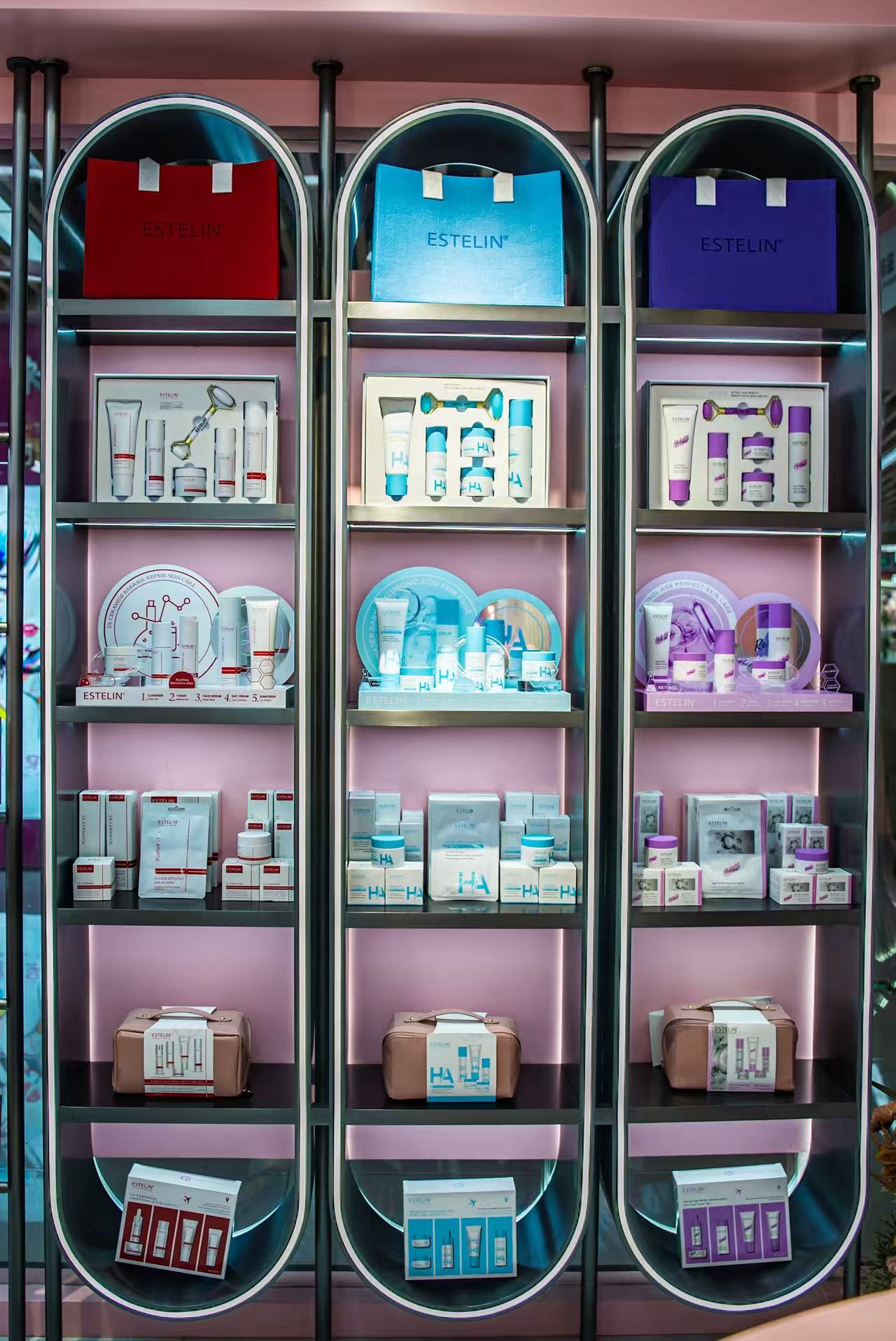 ESTELIN Interior Display